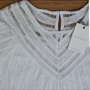 NWT Anthro Skies Are Blue Crochet White Top Sz S